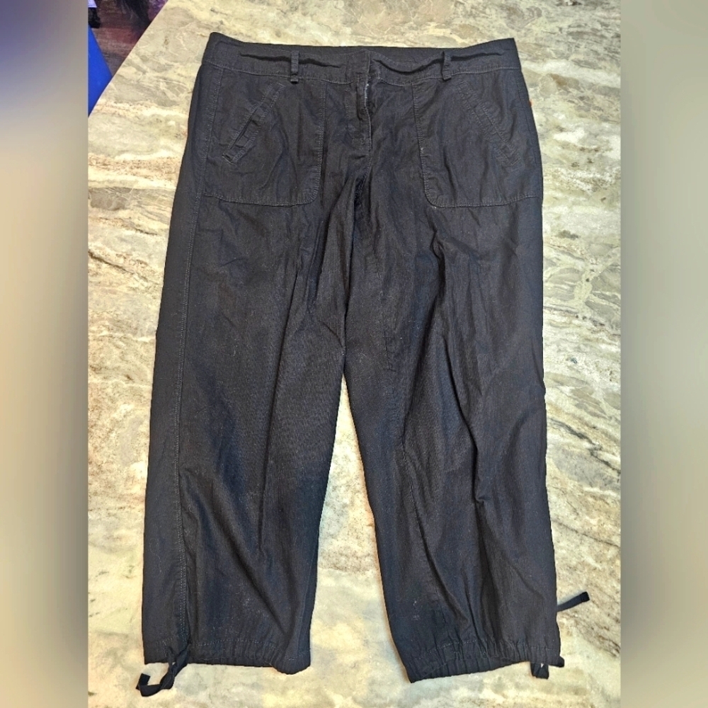 LOFT Ann Taylor Black Cargo Pants Women’s Size 10 Drawstring Hem Utility Style
